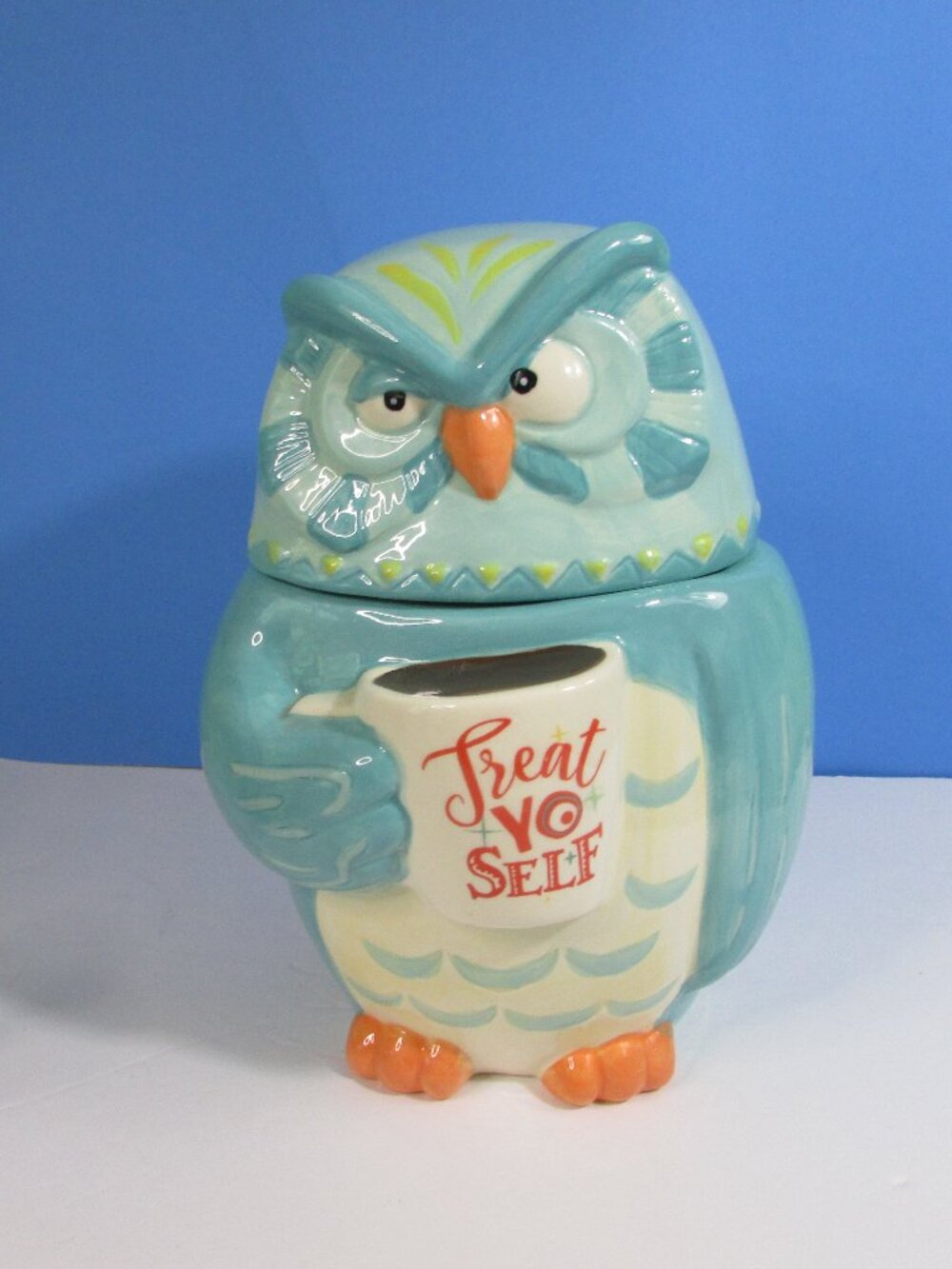ceramic blue owl cookie jar Treat Yo Yourself Cracker Barrel 10"